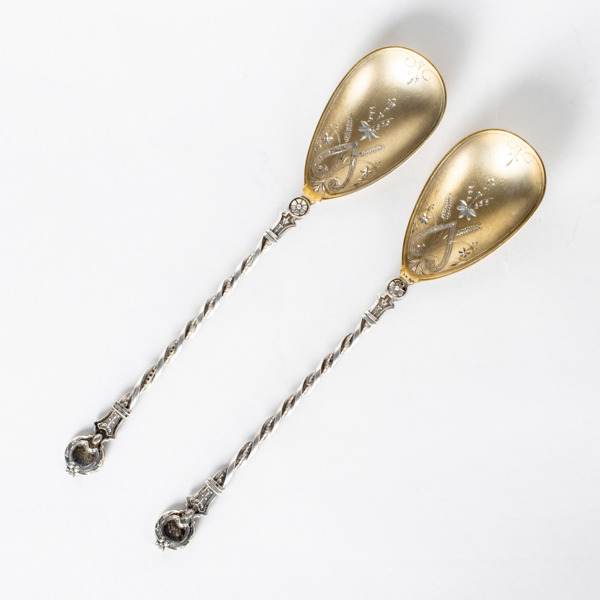 CARL THEODORE BEYERMANN, 1 par skedar, silver, Ryssland, omkring år 1900, tot vikt ca 100 g_15367a_8db5856006a39ac_lg.jpeg